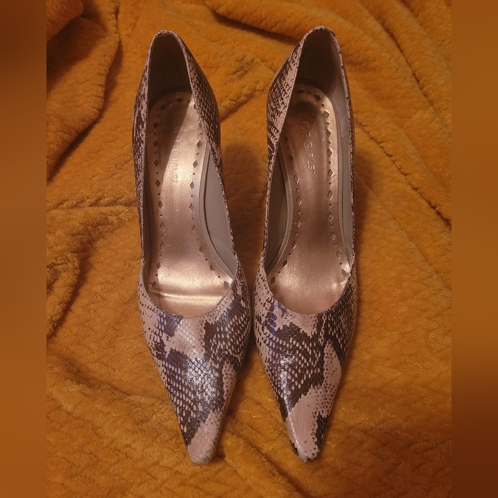 Size 8 heels